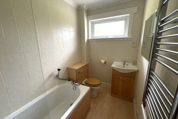 Shoestanes Bathroom