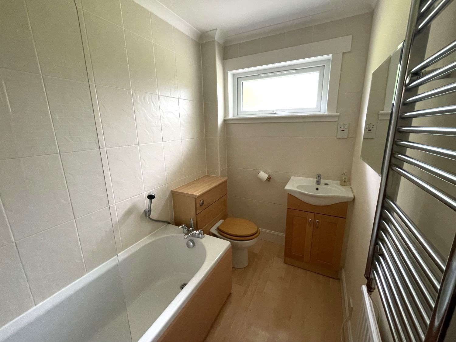 Shoestanes Bathroom