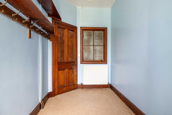 Sunnyhill Cloakroom