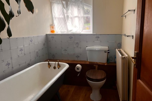 Laundry Cottage Bathroom