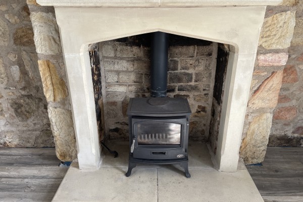 2 Ruglen sitting room Stove