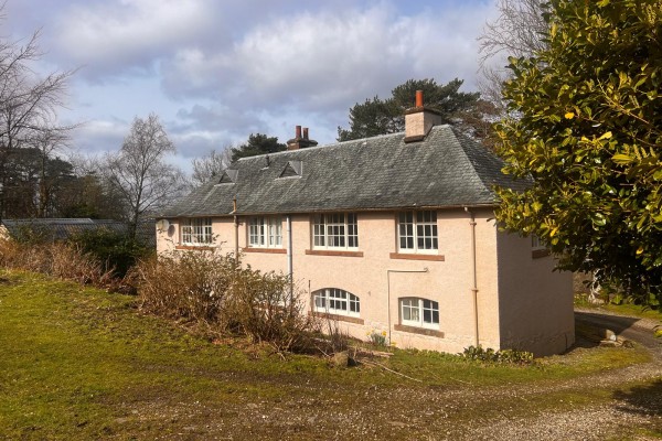 Laundry Cottage Front
